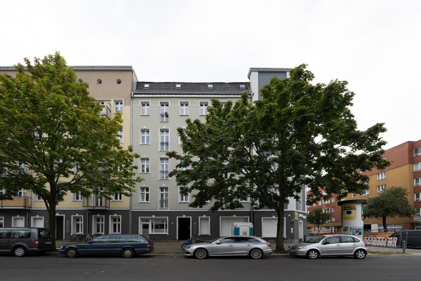 Modern, Central Flat With Workspace Berlin Bagian luar foto