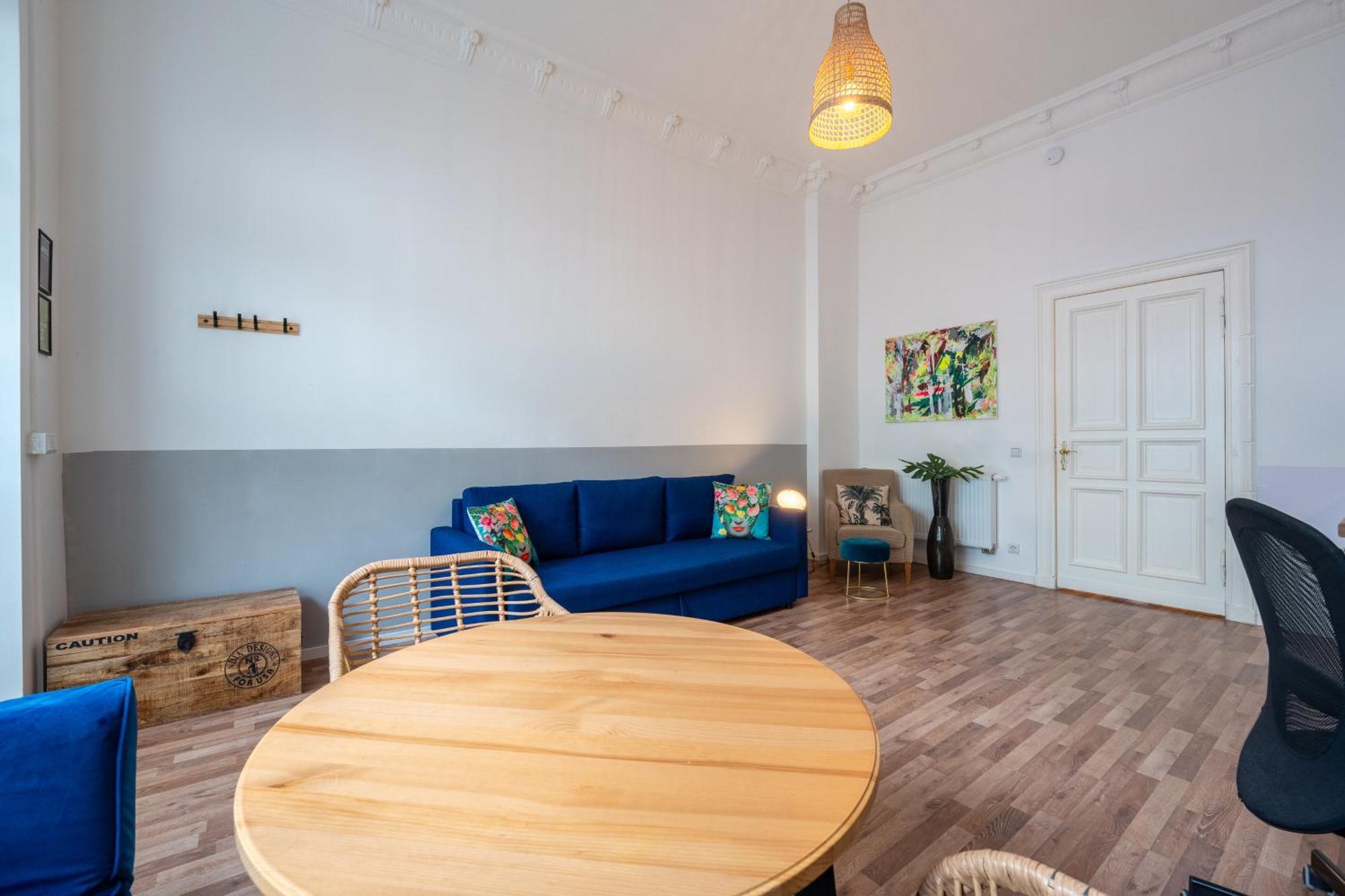 Modern, Central Flat With Workspace Berlin Bagian luar foto